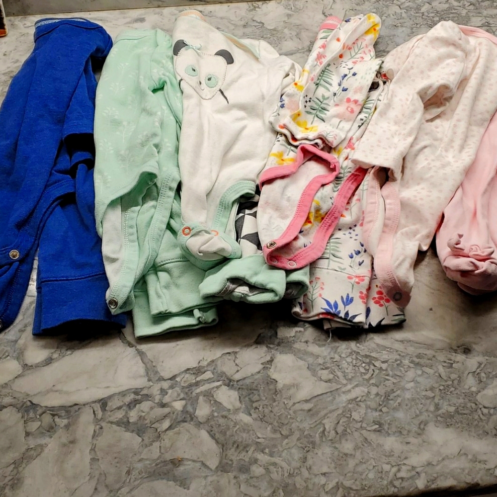 Bundle of 5 long sleeve body suit/matching pants